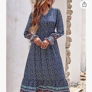 Pretty Garden Long Sleeved Floral Dress NWT